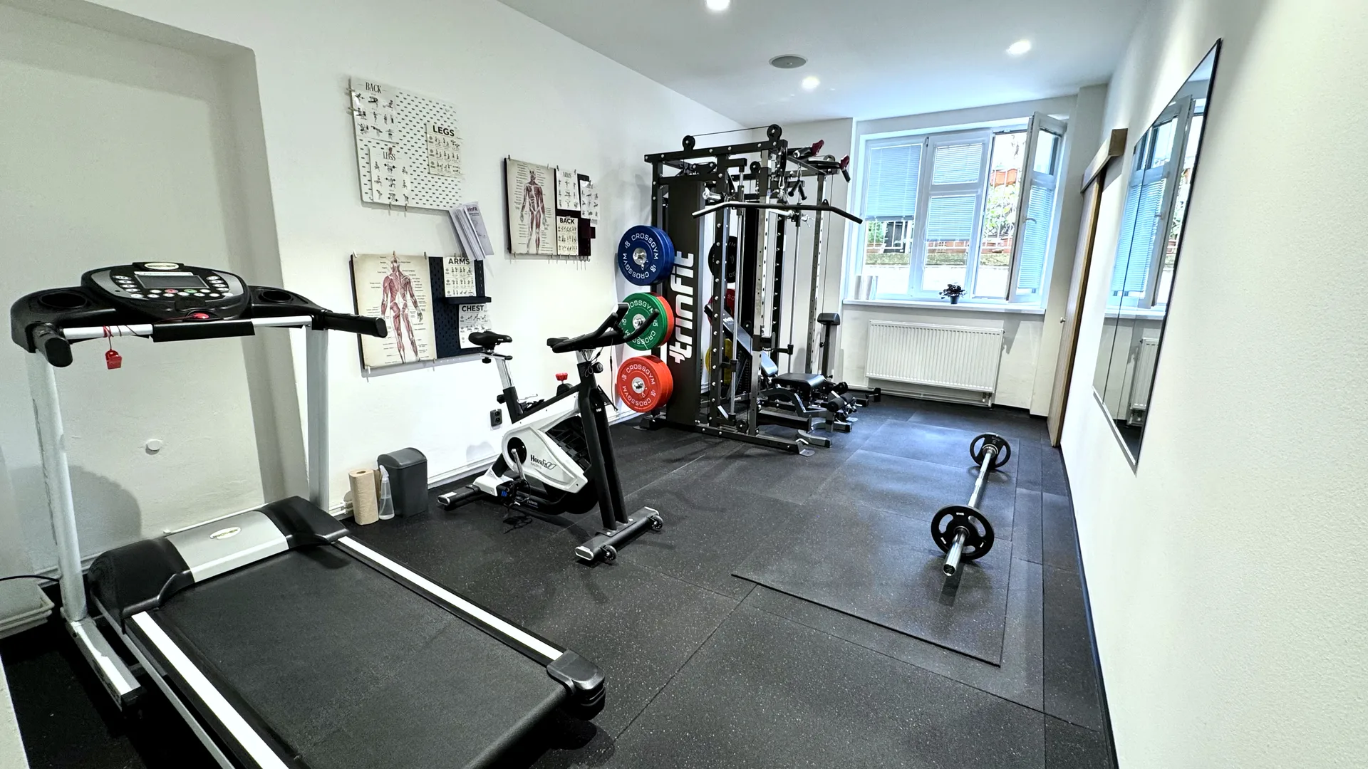 Interiér posilovny Pražačka Private Gym